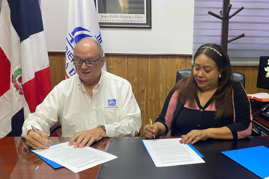 CEPROSH y Dirección Regional 11 de Educación firman acuerdo de cooperación interinstitucional